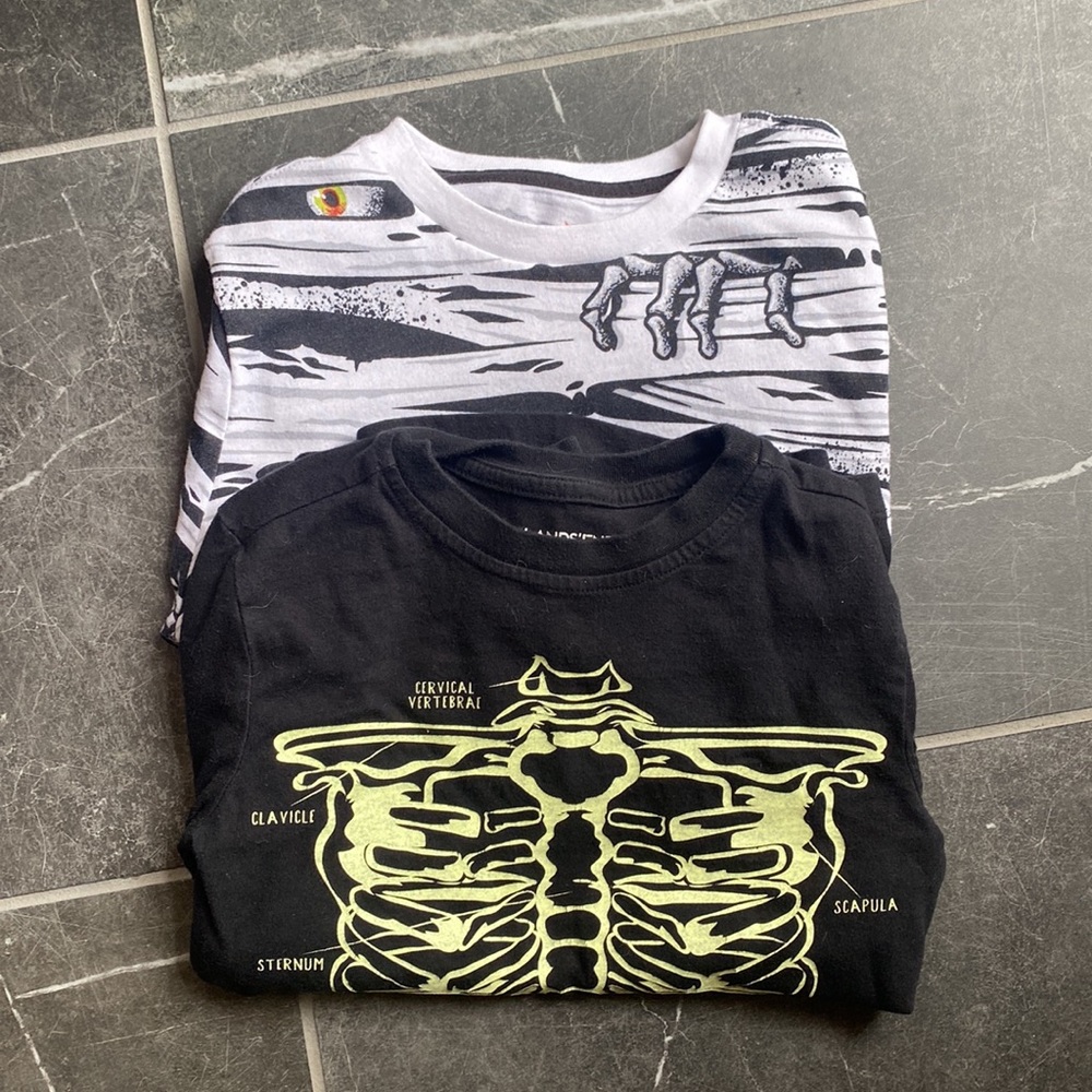 2 Halloween unisex long-sleeved shirts size M. Skeleton glows in dark.